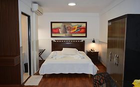 Buen Retiro Apart Hotel